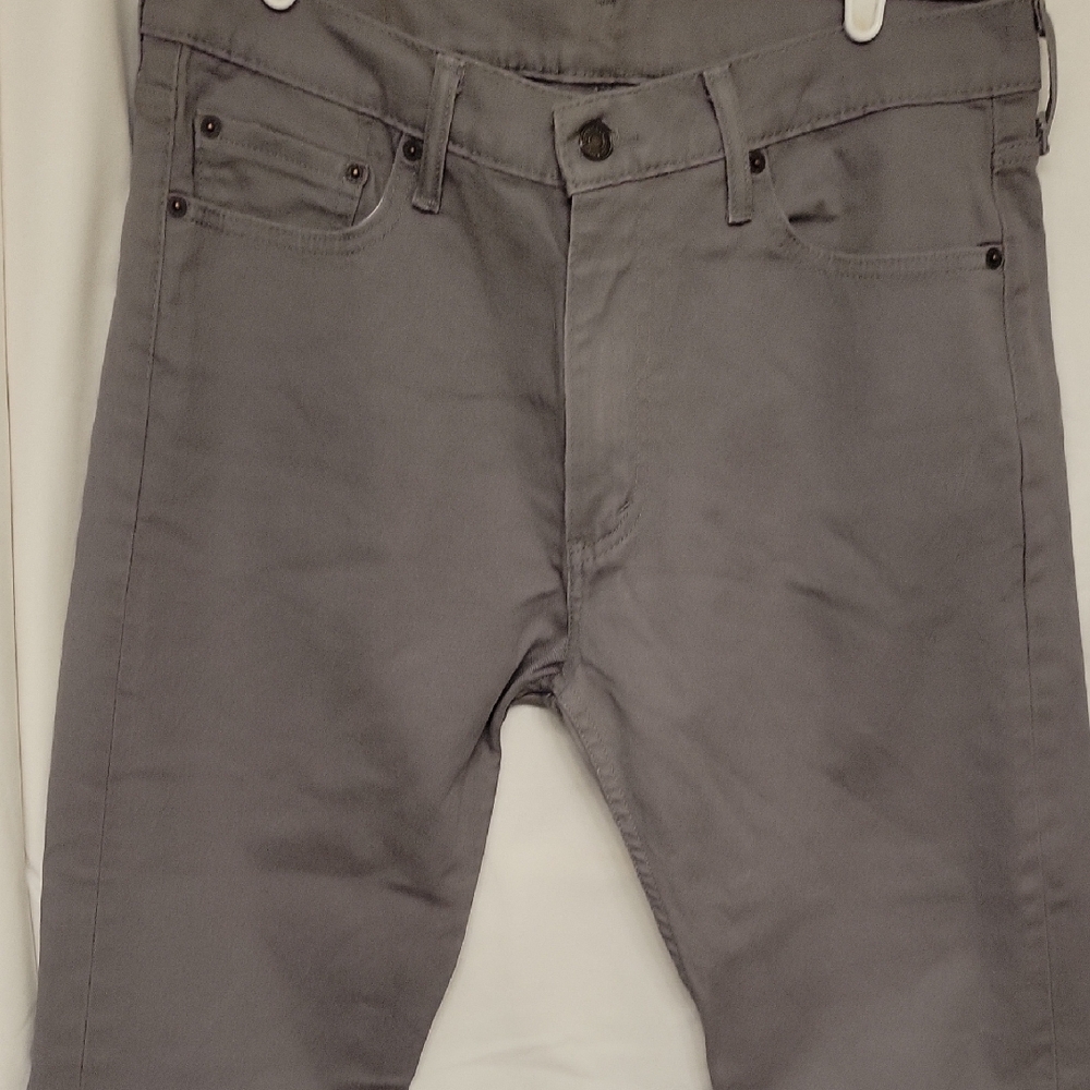 NEW Levi's Men's 513 Slim Straight Jeans in Gray - Picture 3 of 8